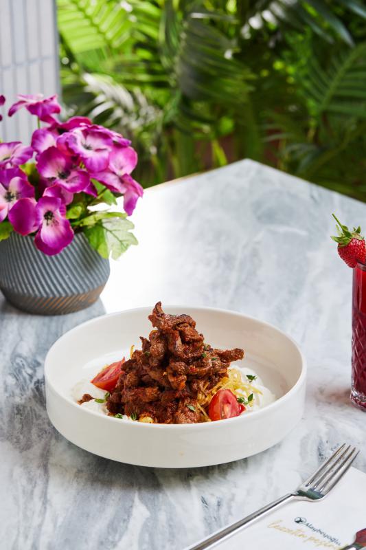 Çökertme Kebabıyla Geleneksel Bir Ziyafete Davet