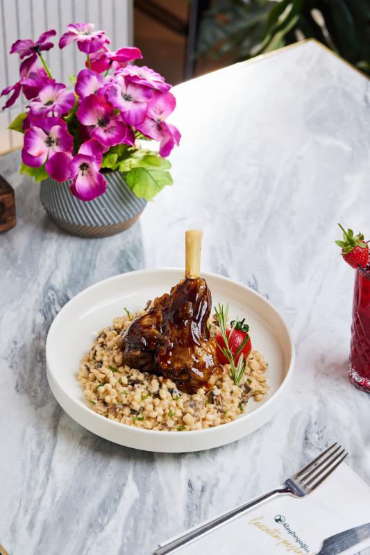 Kuzu İncik ile Zamanı Yavaşlatan Bir Sofra Deneyimi