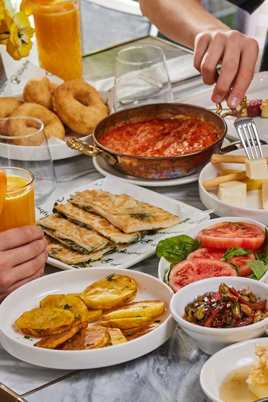 Neden Herkes Kahvaltı İçin Alaybeyoğlu’nu Tercih Ediyor?