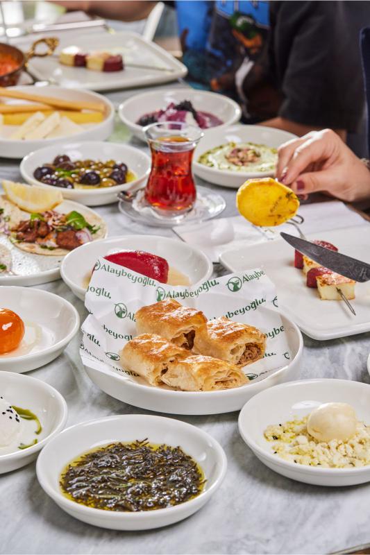 Kahvaltıda Herkesin Farklı Bir Şey İstediği Masalar İçin Doğru Mekan Nasıl Seçilir?